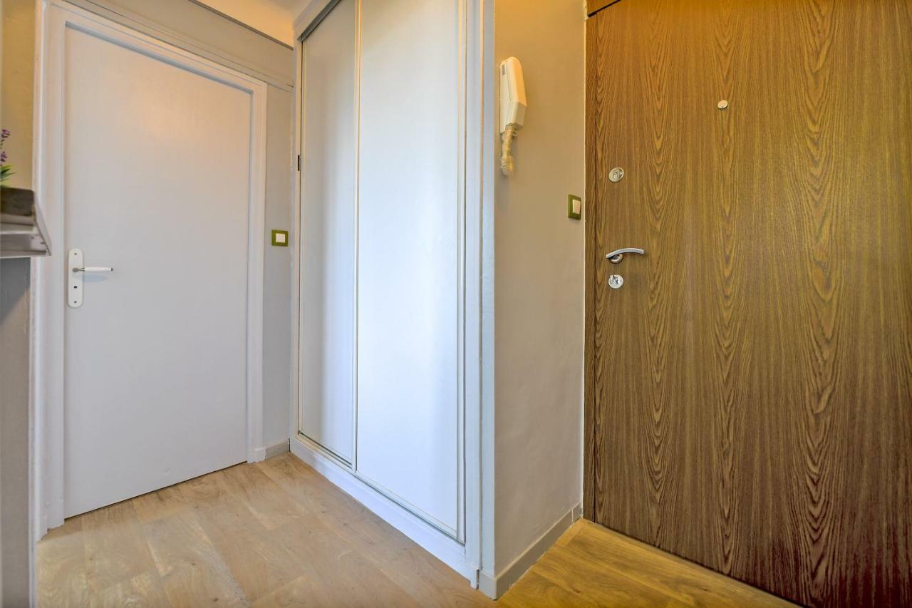 Grand Studio Proche Transport Montpellier Exterior photo